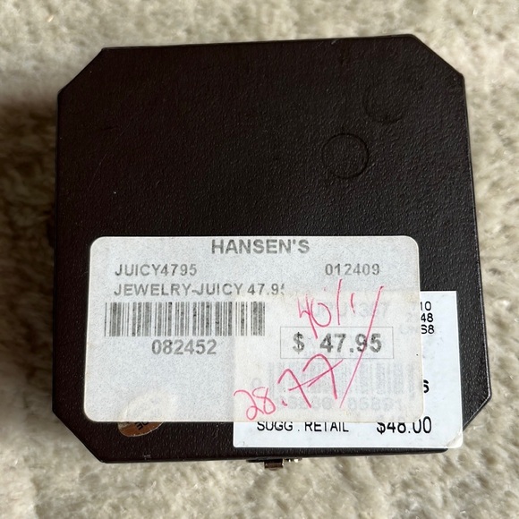 Juicy Couture Watermelon Necklace - Picture 13 of 13